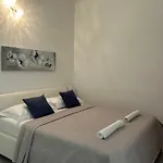 Neda Apartment Primosten