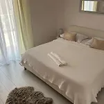 Neda Apartment Primosten