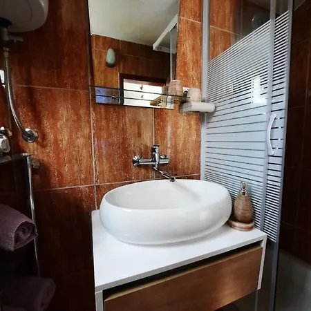 Neda Appartement *