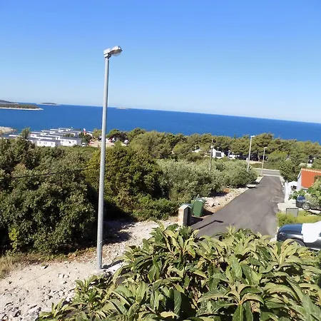 Апартаменты Neda Примоштен