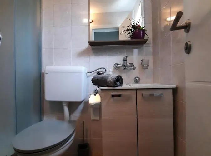 דירה Neda פרימוסטן