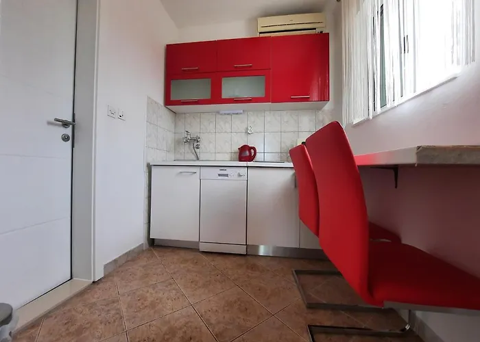 Neda פרימוסטן