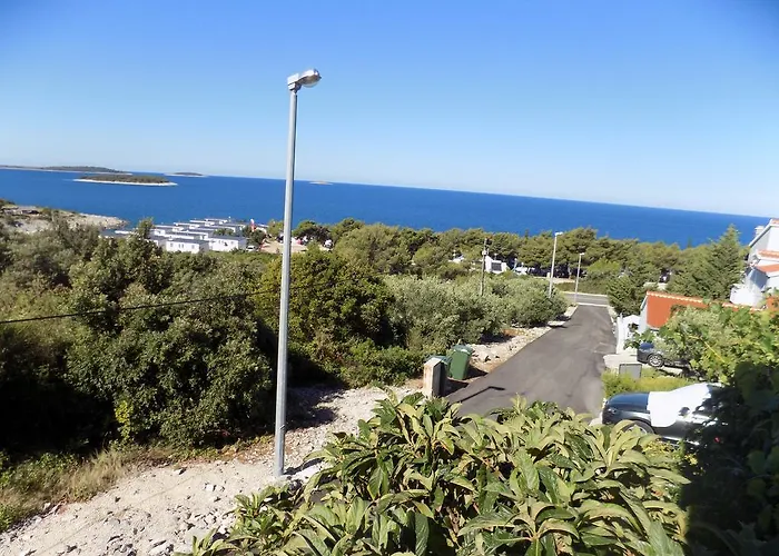 דירה Neda פרימוסטן