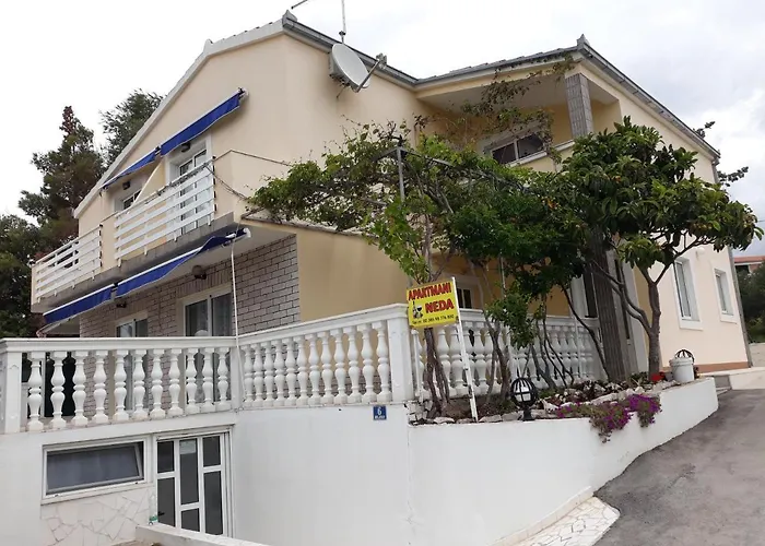 Neda דירה פרימוסטן